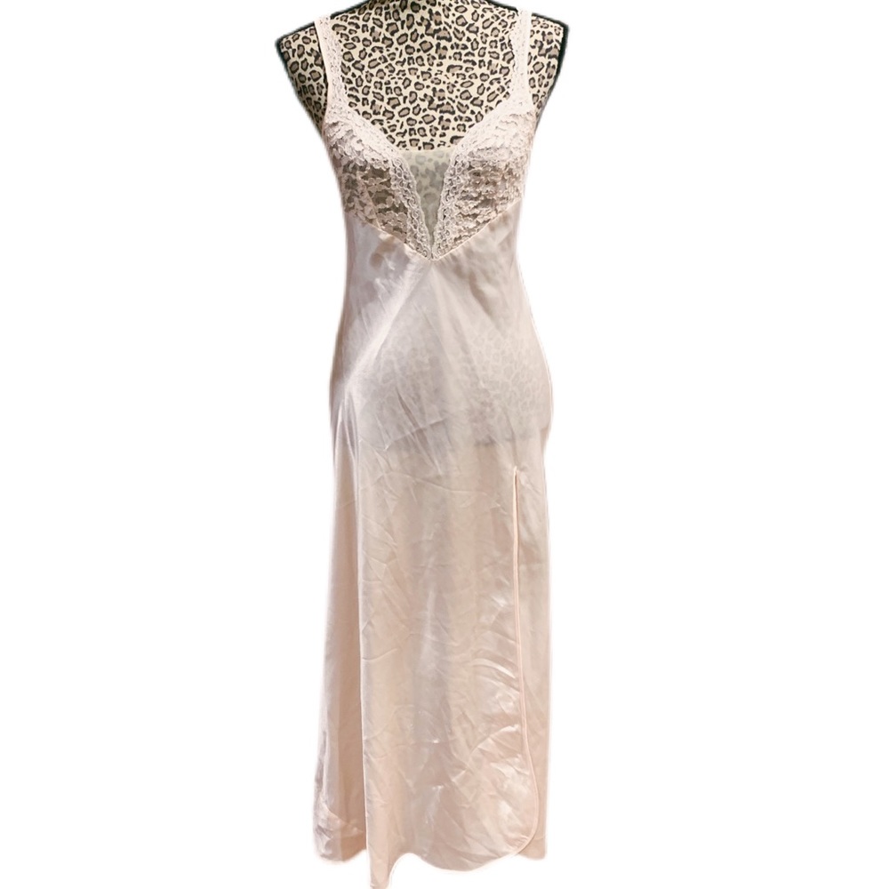 VTG Victoria Secret gold label slip gown size P